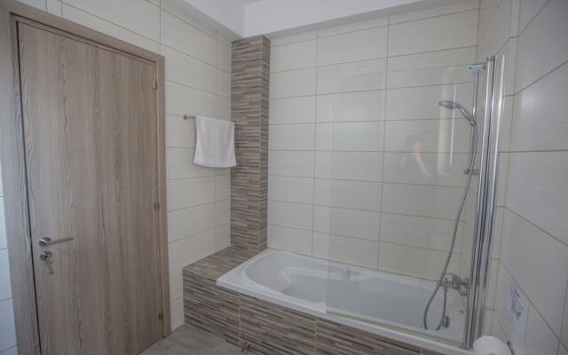 Villa Prpo490a, Stunning 5bdr Protaras Villa With Pool, Close to the Beach