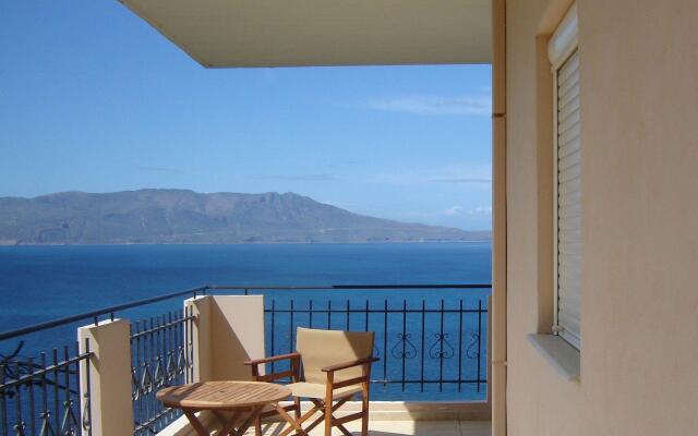 Seaview Studio, 3 Pers Panoramic Seaview in Beautiful Setting, West From Chania