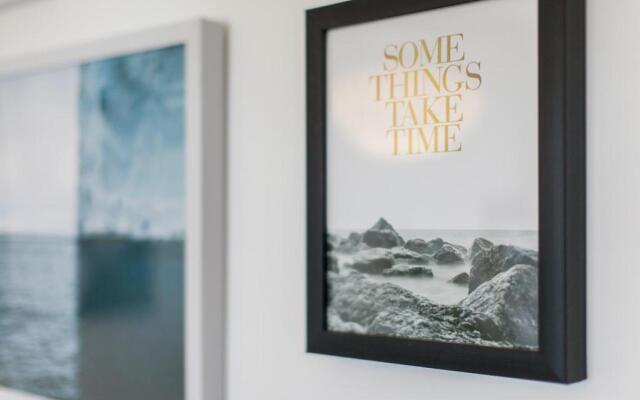 Xi’an NewTown·North Passenger Station· Locals Apartment 00125860