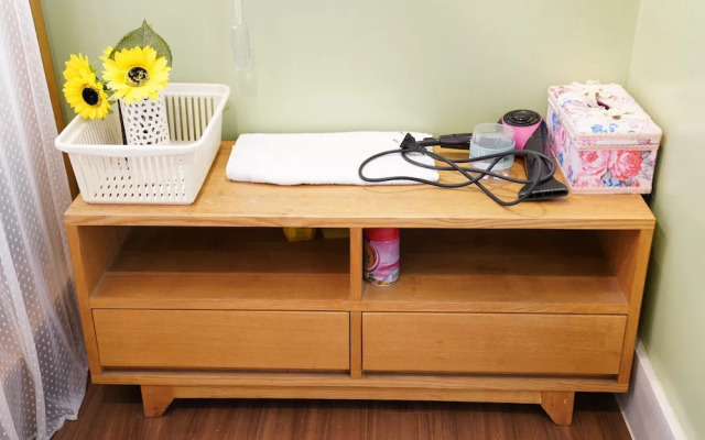 The Blossom - Hostel