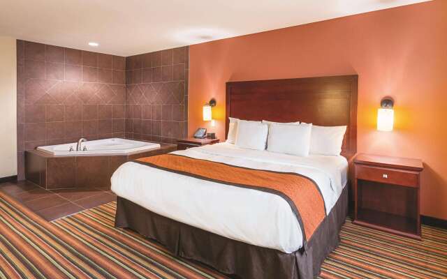 La Quinta Inn & Suites by Wyndham Woodway - Waco South