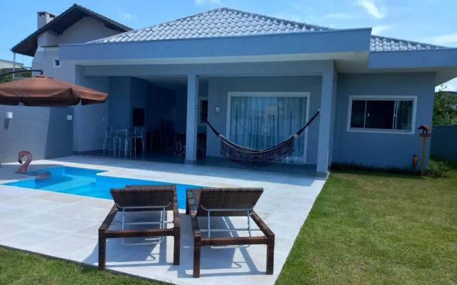 GREY HOUSE, o seu refúgio em Canto Grande