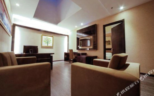 The Olive Tree Holiday Hotel (Beijing Happy Valley Store)