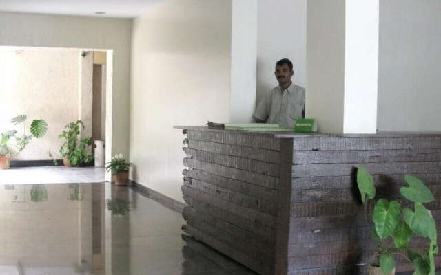 OYO 1194 Hotel Gulmohr