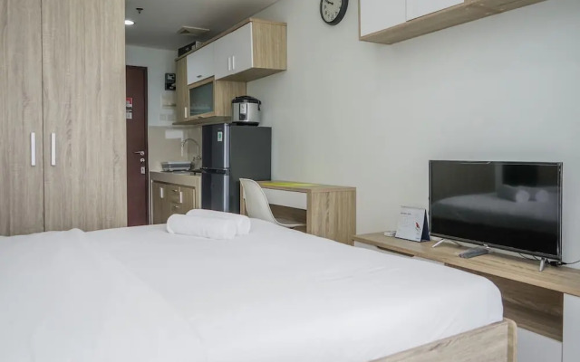 Cozy and Nice Studio Apartment at Springwood Residence