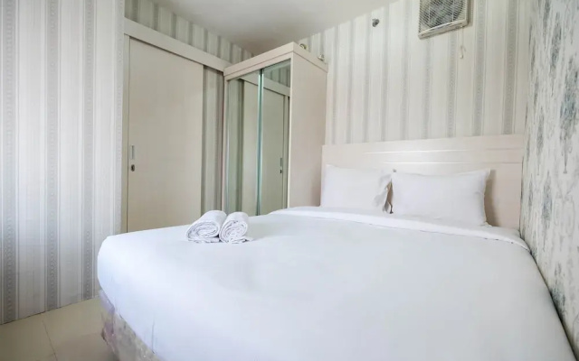 Comfy 2BR Bassura City Apartment Near Bassura Mall