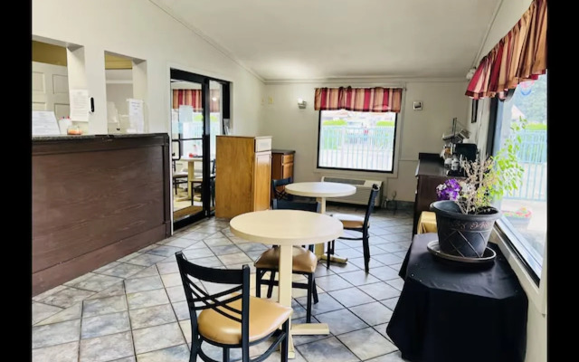 Econo Lodge Richmond