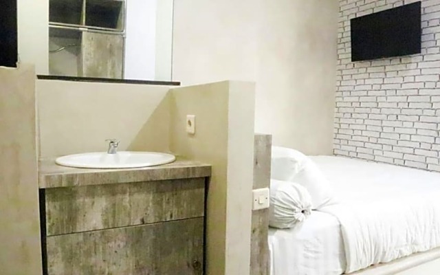 Djuragan Kamar Gunung Anyar