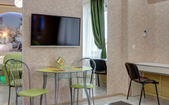 Apartamenty na MOPRA (Cheljabinsk)