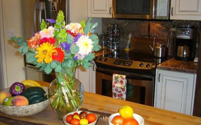 1818 Rising Sun Bed & Breakfast