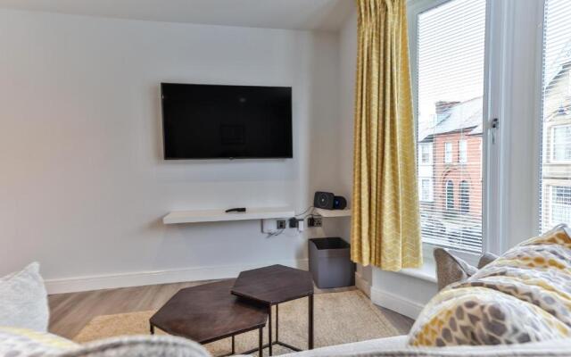 13 Belle House - Apartment 2