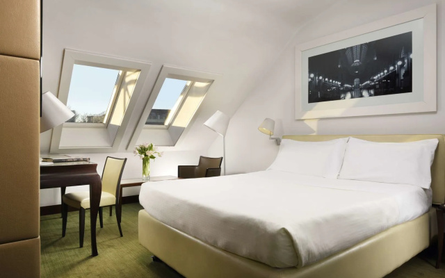 Unahotels Cusani Milano