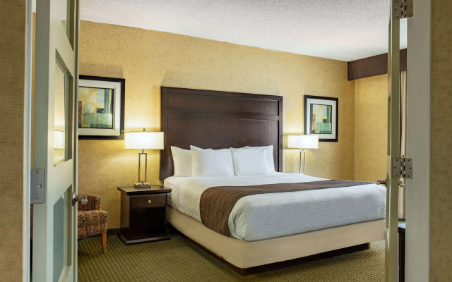 Days Inn & Conference Centre by Wyndham Cranbrook