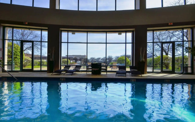 Renaissance Chicago Glenview Suites Hotel