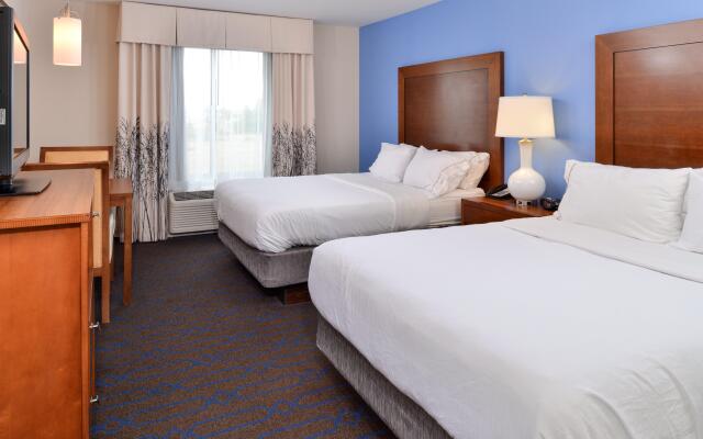 Holiday Inn Express Hotel & Suites Terre Haute, an IHG Hotel