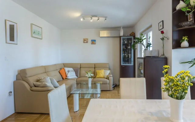 Apartment Tomazin