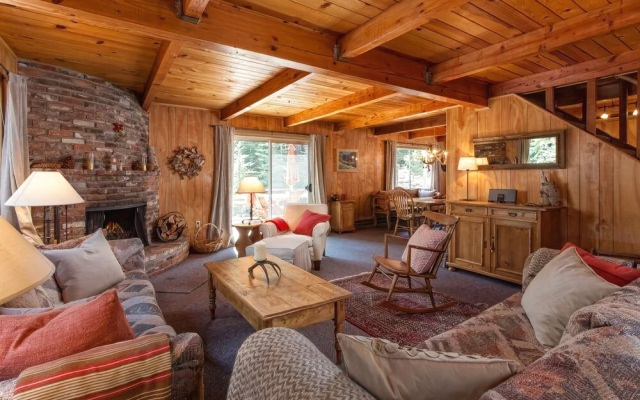 Iravani - 2 Br Cabin