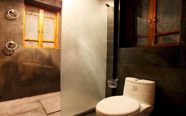 Lijiang Yanlan Cuishe Boutique Inn
