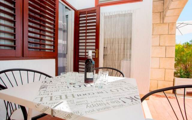 Hope - 30m to the sea & Seaview - A4