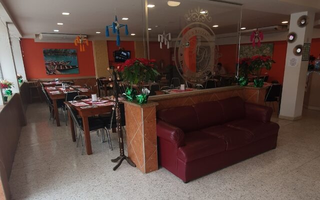 Hostal Plaza Jacona