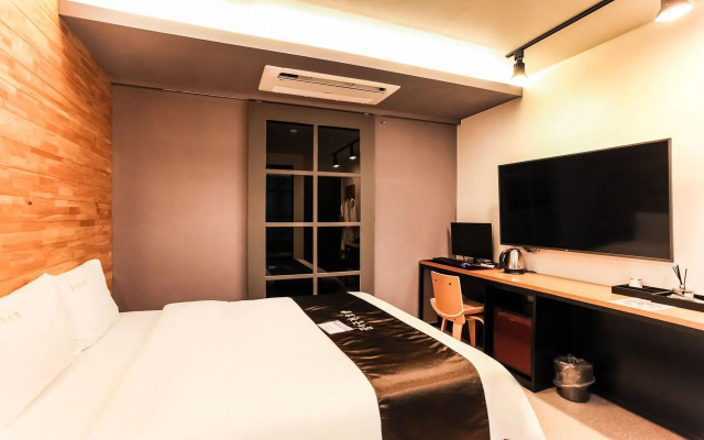 Jakjeon Dream Palace