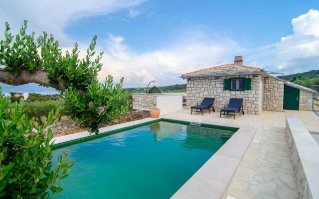 Holiday Home Bliss