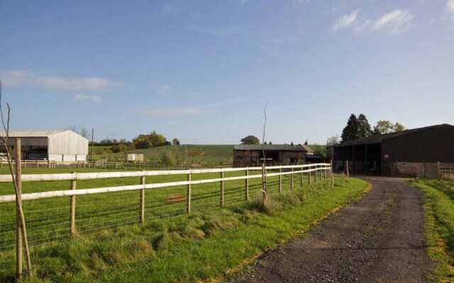 Nash End Farm Hideaway