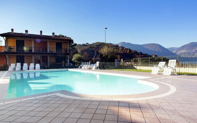 Cosy Apartment in Sulzano With Swimming Pool