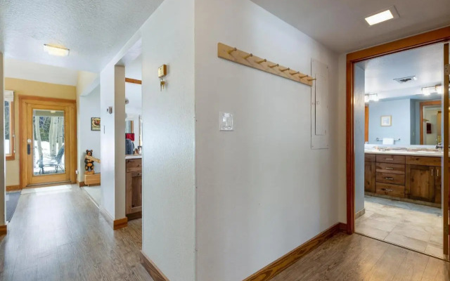 1610 Quicksilver Condo