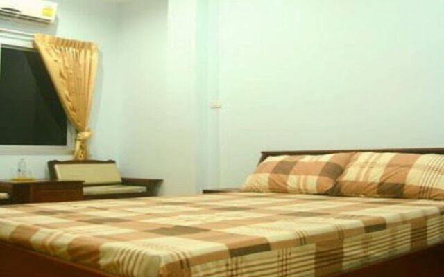 Chanthanee Hotel