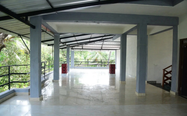 Laxmi Empire Guest House