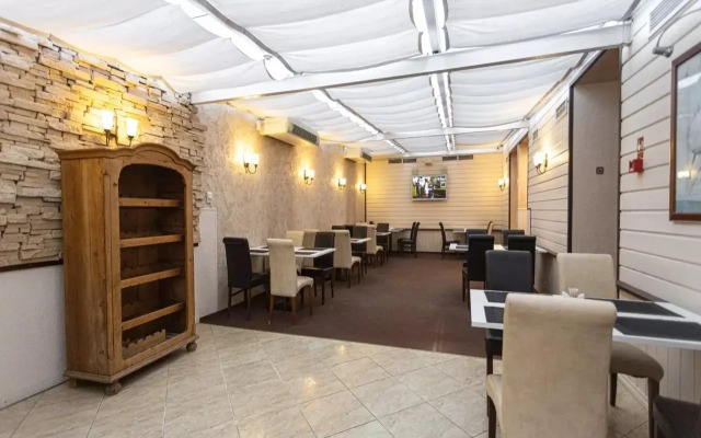 Good Stay Eiropa Hotel