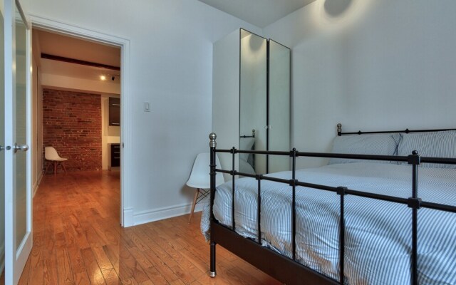 Gorgeous 3BR Right Downtown Montreal
