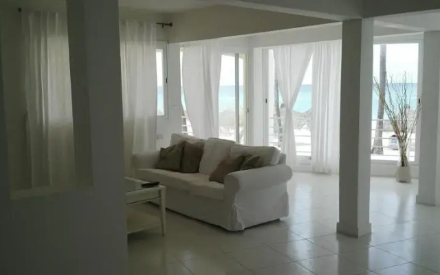 Caribbean Oreuga Apartments