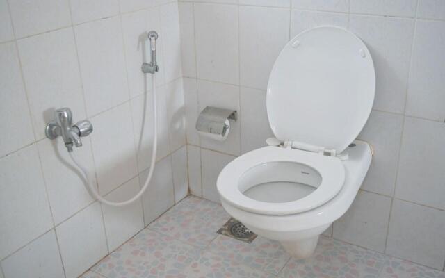 OYO 15651 Silver Palm Resort