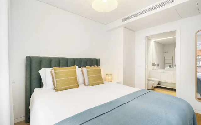 Urban Oasis: Modern Living With Parking & Ac