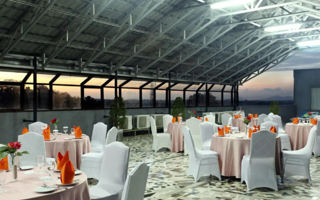 Grand Hatika Hotel