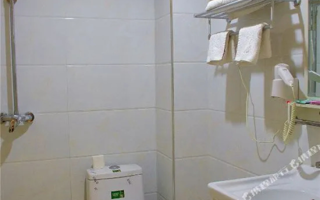 Qiandu Fashion Hotel (University Road Antique City)