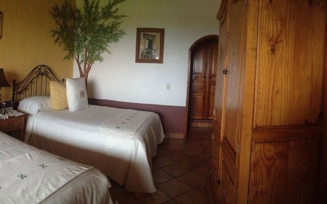 Hotel Huerta Real