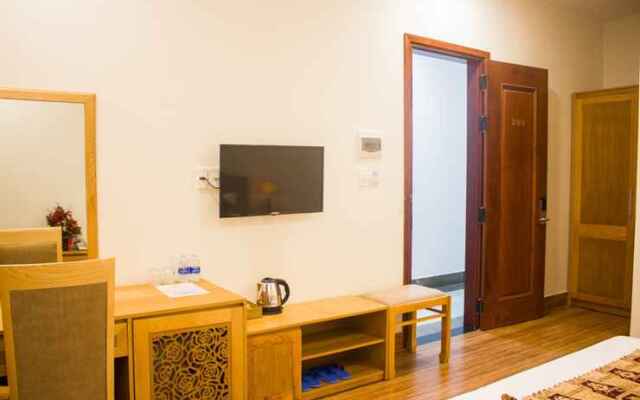 Hoai Thuong Hotel