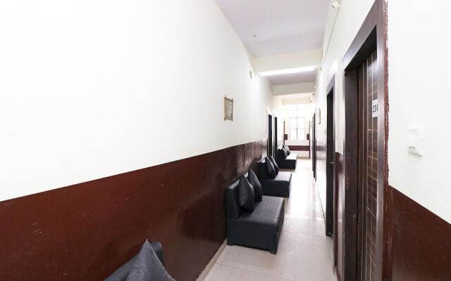 OYO 24172 Hotel Jp Heights