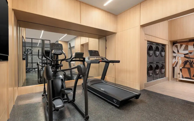 Atwell Suites Shanghai Wuning by IHG