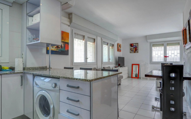 Los Globos Beach Studio by Hello Homes Sitges