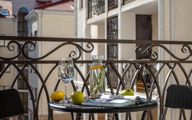 Sunny Home Apartments на улице Мира 44к1