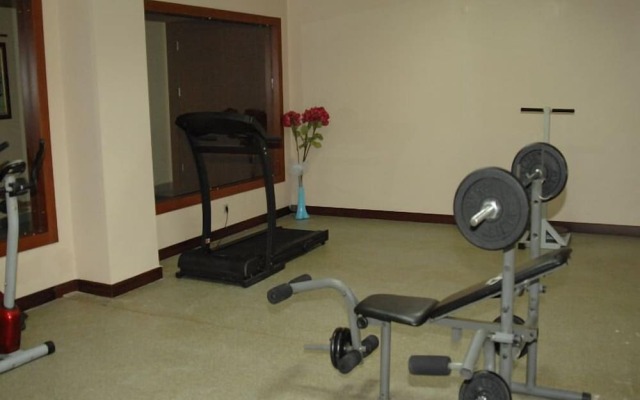 Paluri Hotel