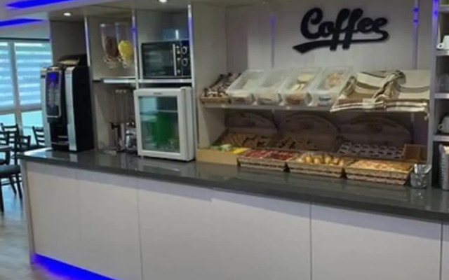 Fasthôtel Paris Nord - Saint-Witz