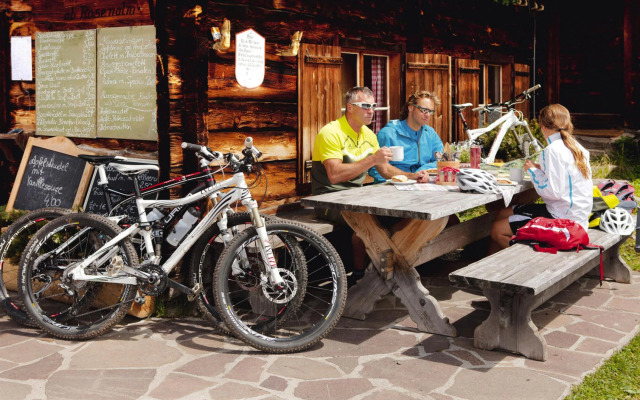 Chalets Almdorf Zillertal, Fugen