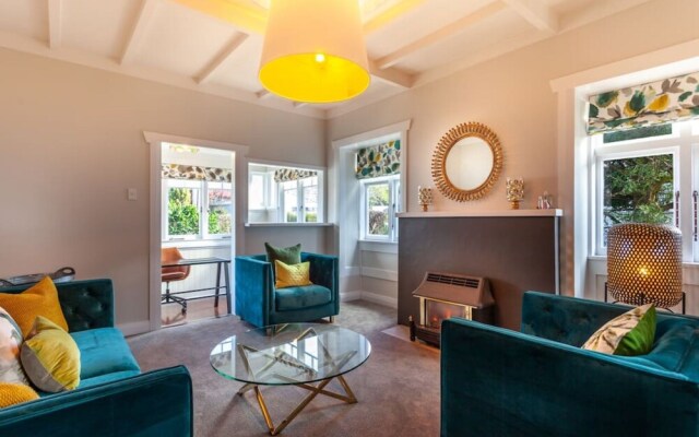 Sunny & Spacious Character Villa