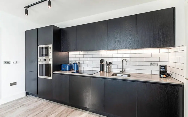 High Rise Apartment in Acton