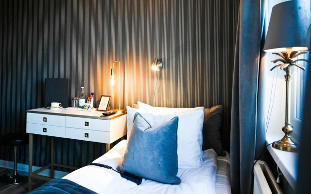 Palace Hotell